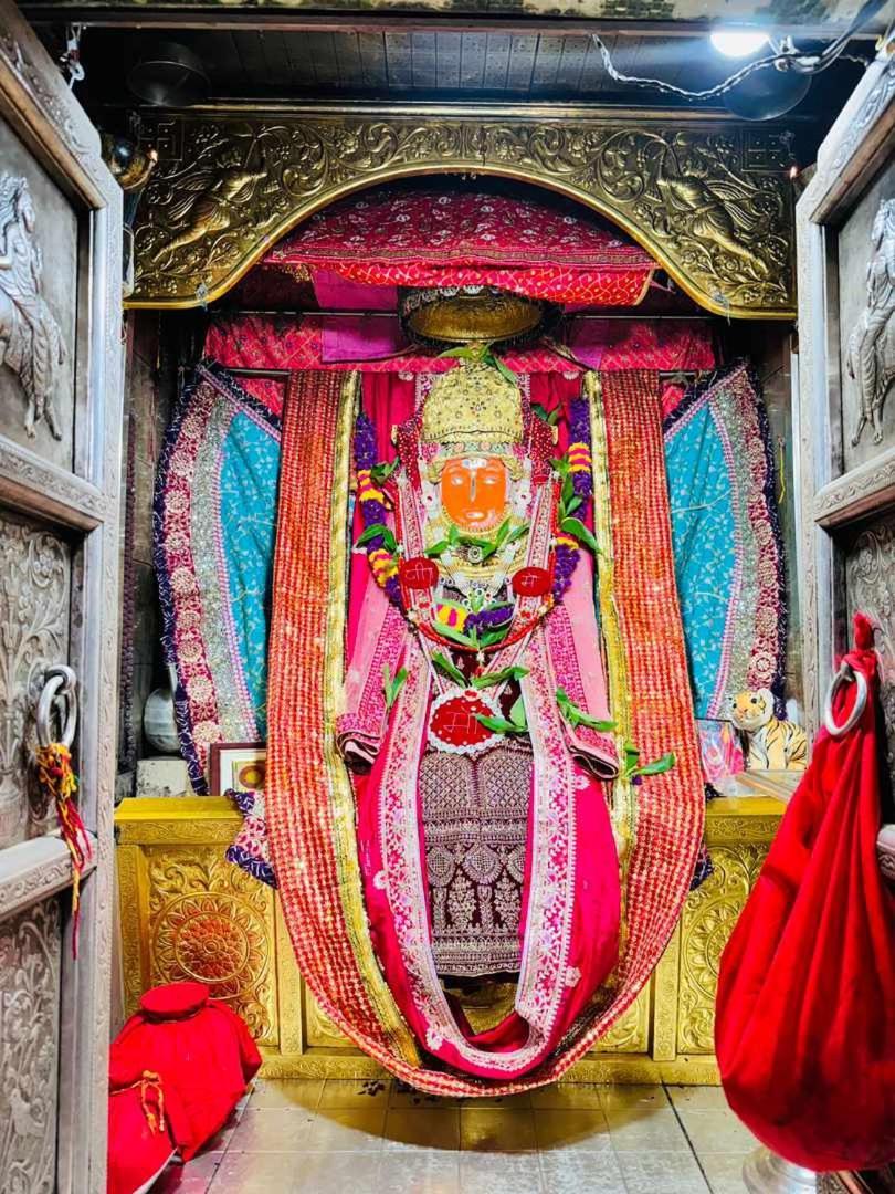 Jai Hanuman Guest House Palsana  Экстерьер фото